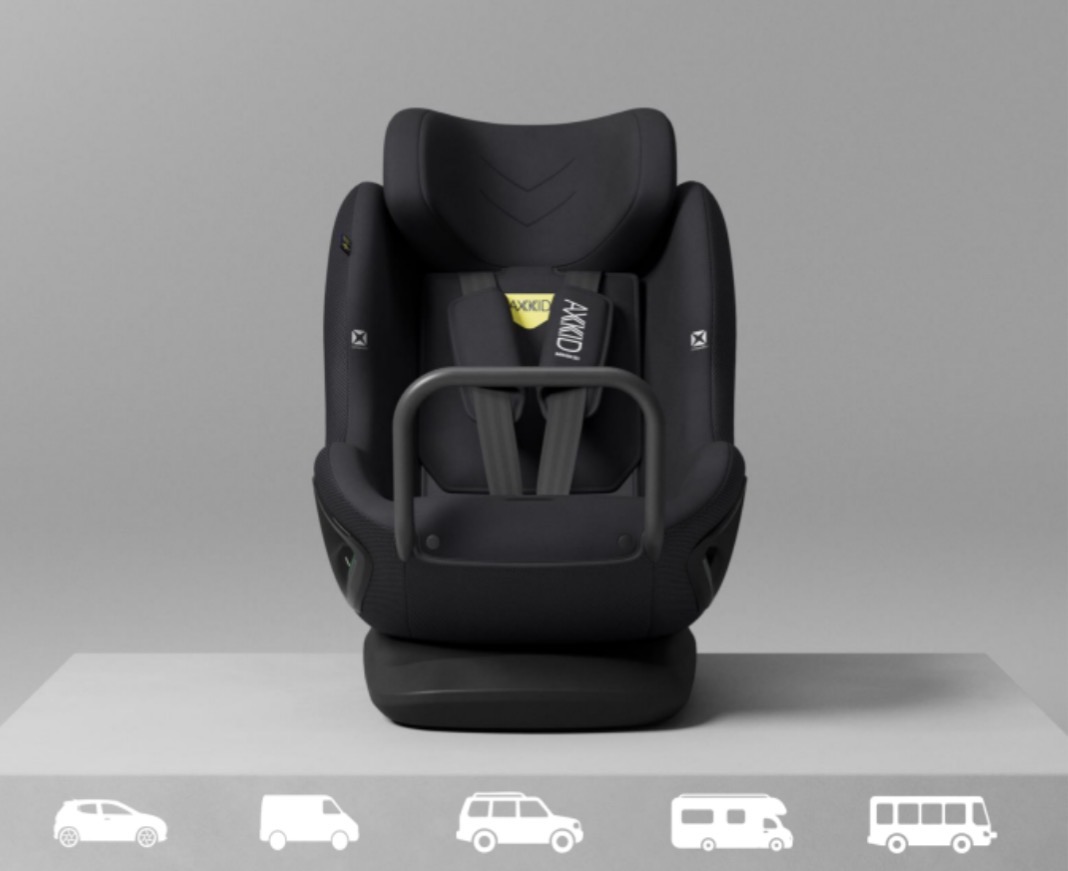 silla a contramarcha Axkid Minikid core ideal para caravanas, camper y autobuses